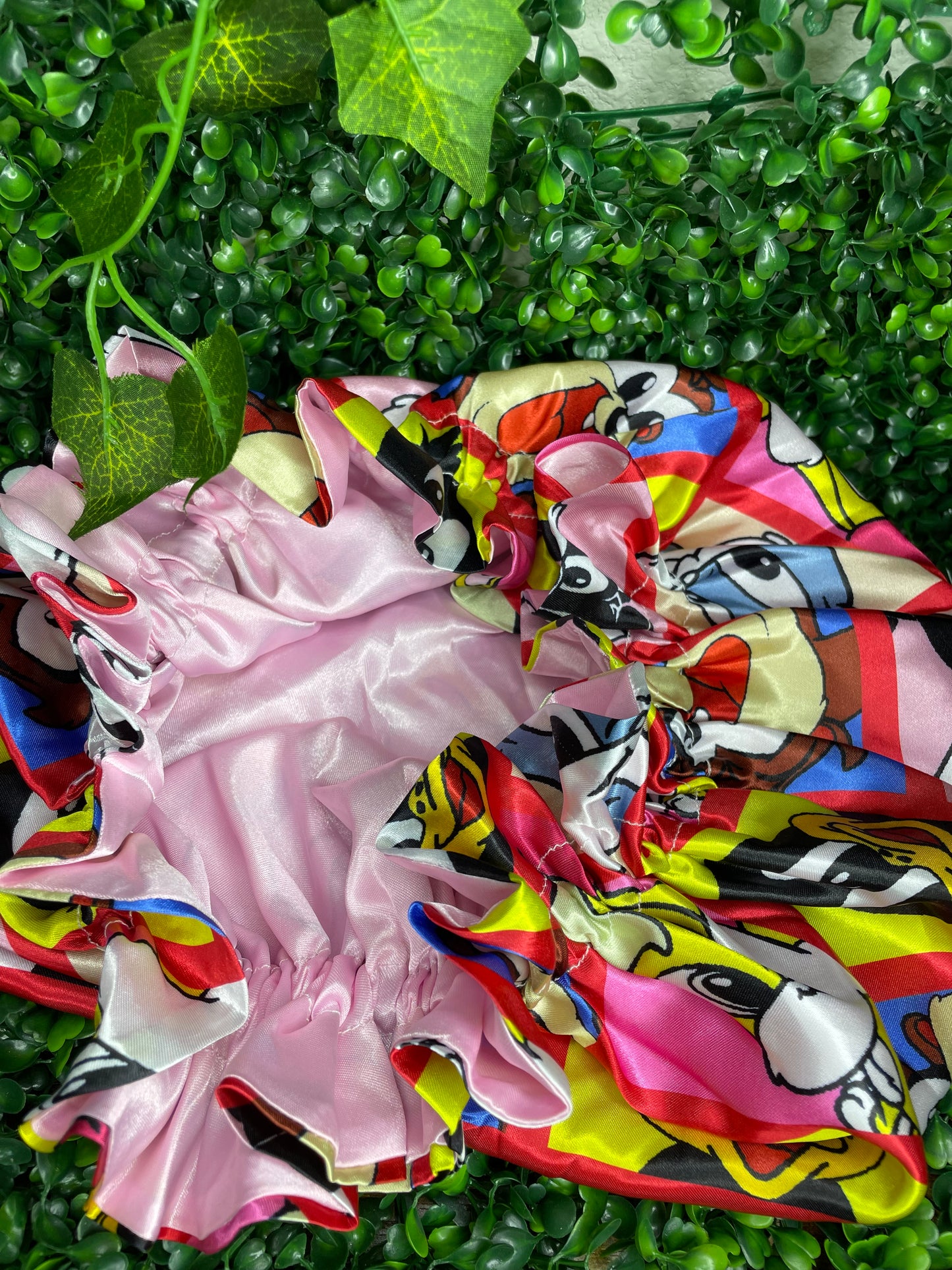 looney toons luxury bonnet