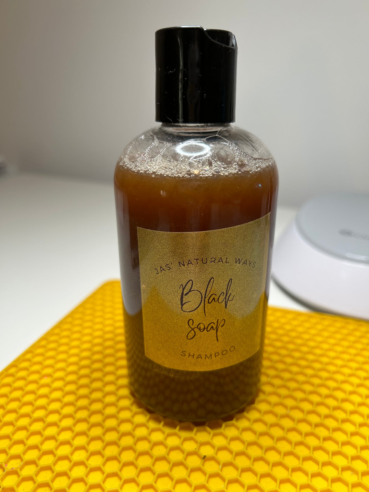 Black soap shampoo 8 oz