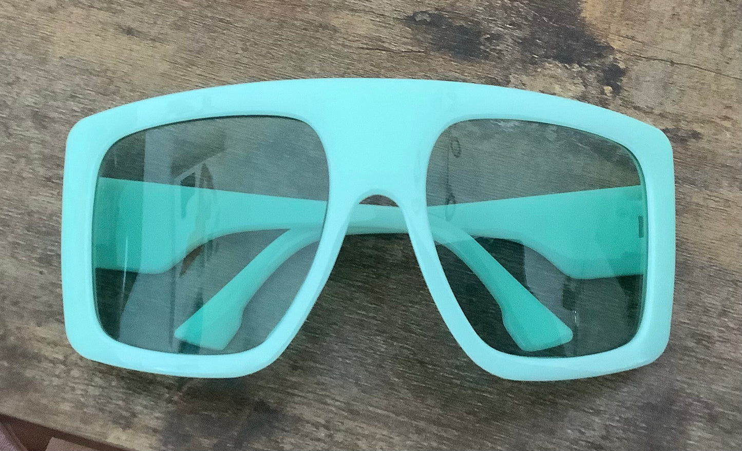 BLUE-GREEN SHADES